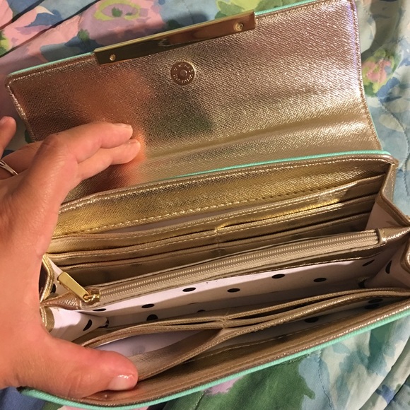 Wallet - Picture 2 of 2