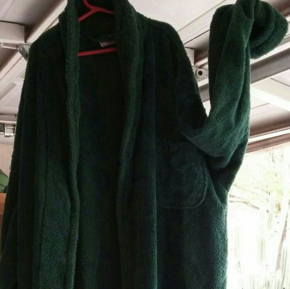 VICTORIA'S SECRET GREEN LONG BATH ROBE