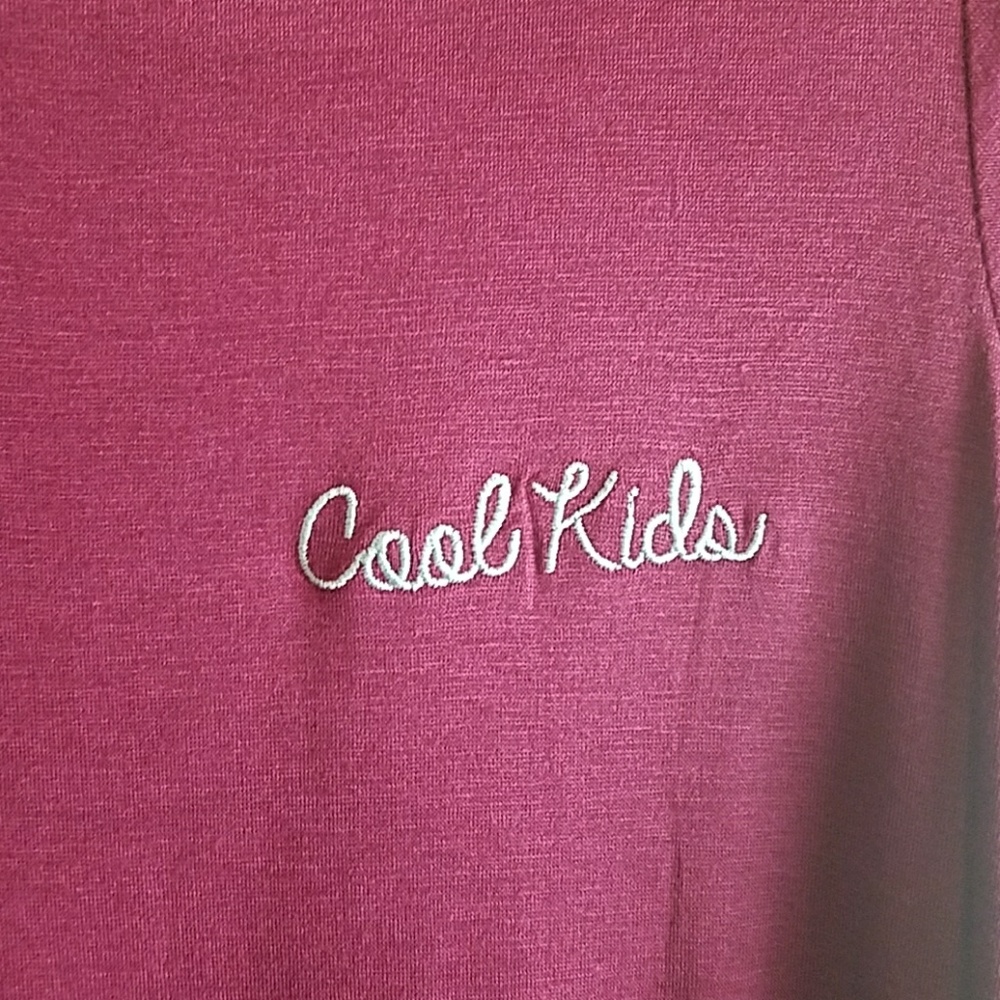 SALE!! Maroon Short Sleeve Cool Kids Tee Shirt BN - Picture 5 of 5