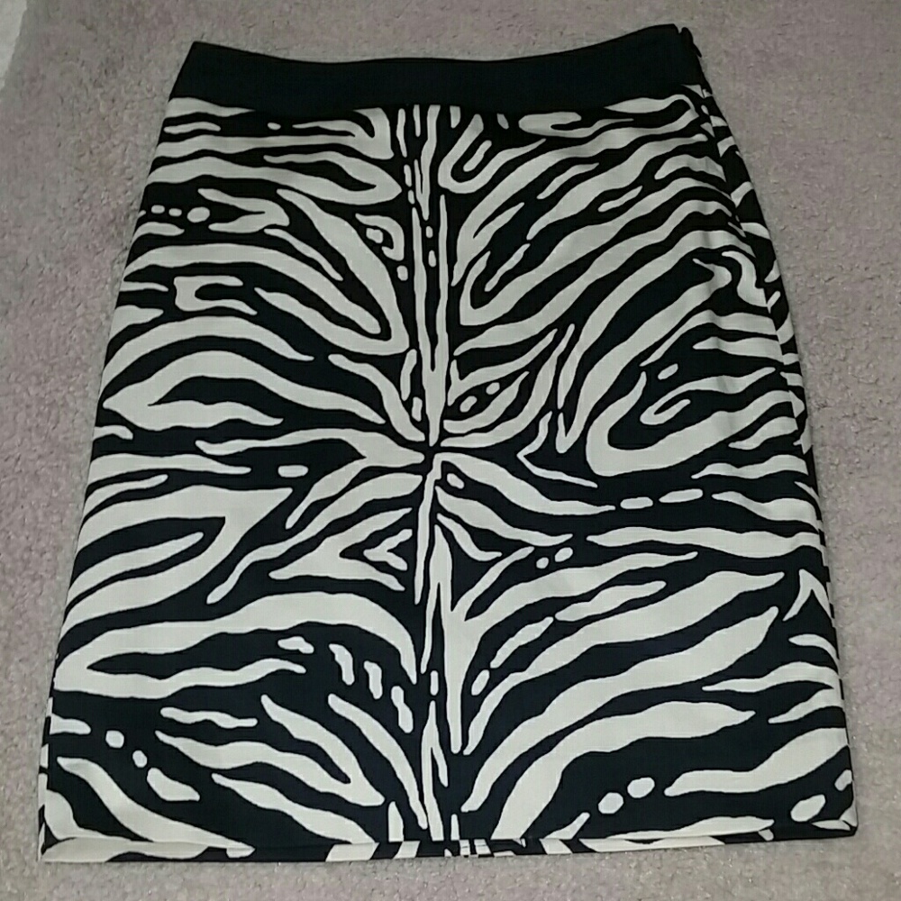 NWT The Limited pencil skirt