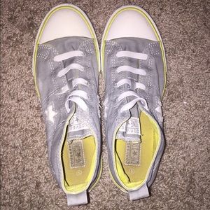 Gray/Yellow Converse!