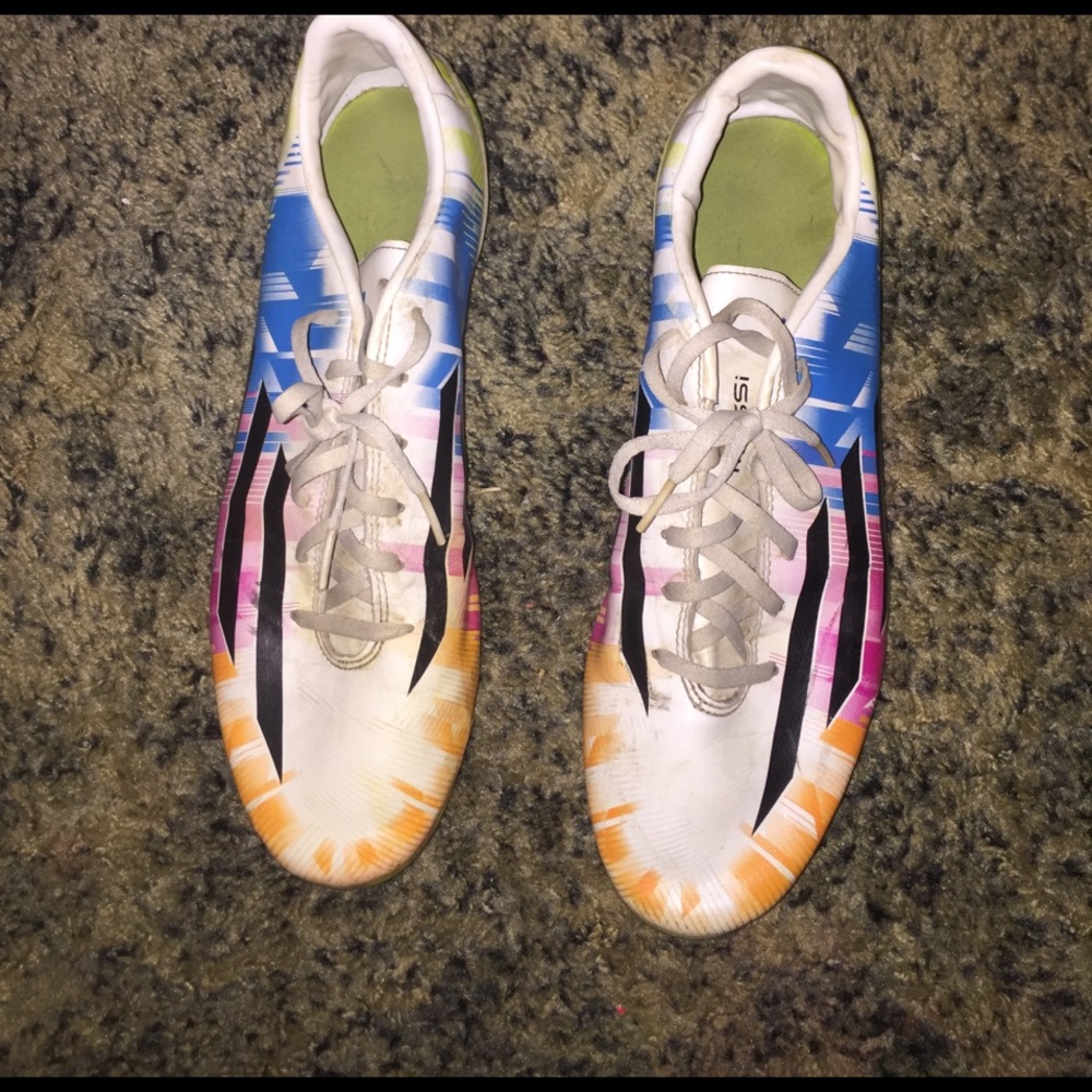 Messi cleats