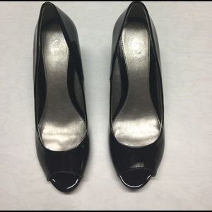 Black Patent Chinese Laundry Wedges