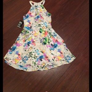 No trades. Express spring floral dress NWT