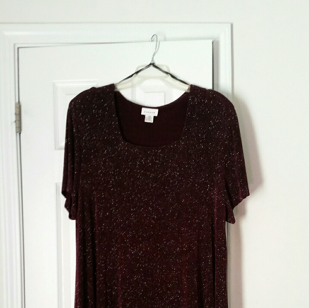 Deep burgundy Avenue dress