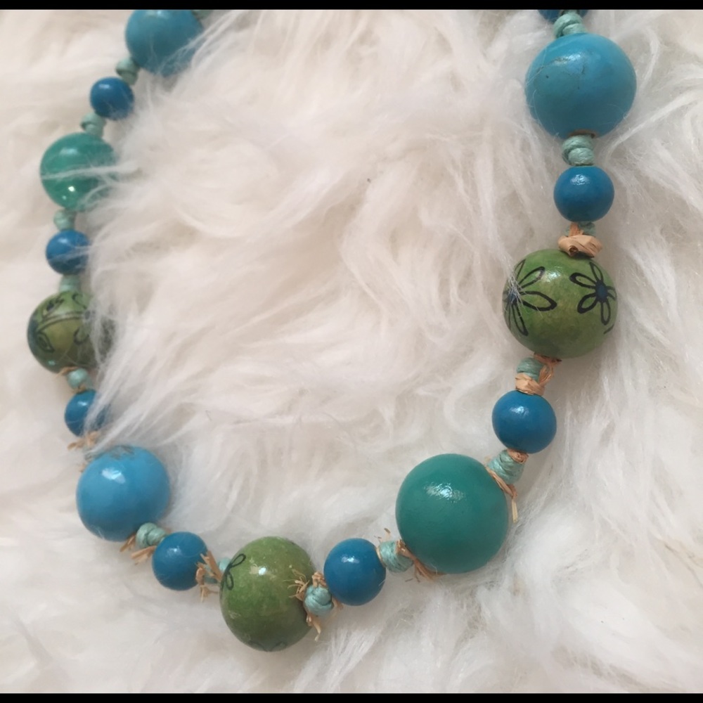 Spring necklace - Picture 2 of 3
