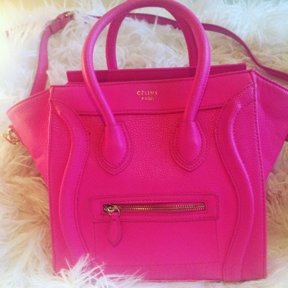 🚫SOLD🚫Hot pink trapeze bag