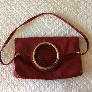 Clutch made in 🇨🇦 Canada