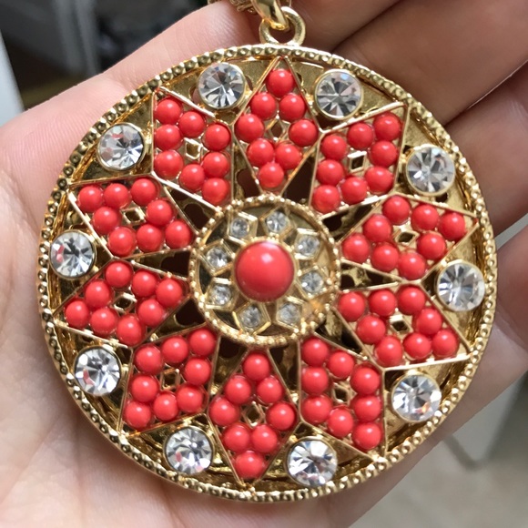 Amrita Singh Jess Medallion Pendant Necklace - Picture 3 of 6