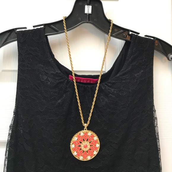 Amrita Singh Jess Medallion Pendant Necklace - Picture 5 of 6