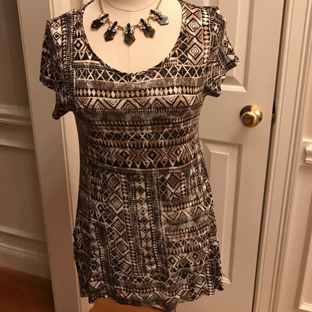 Cable & Gauge Tunic Top - Size L 🎉