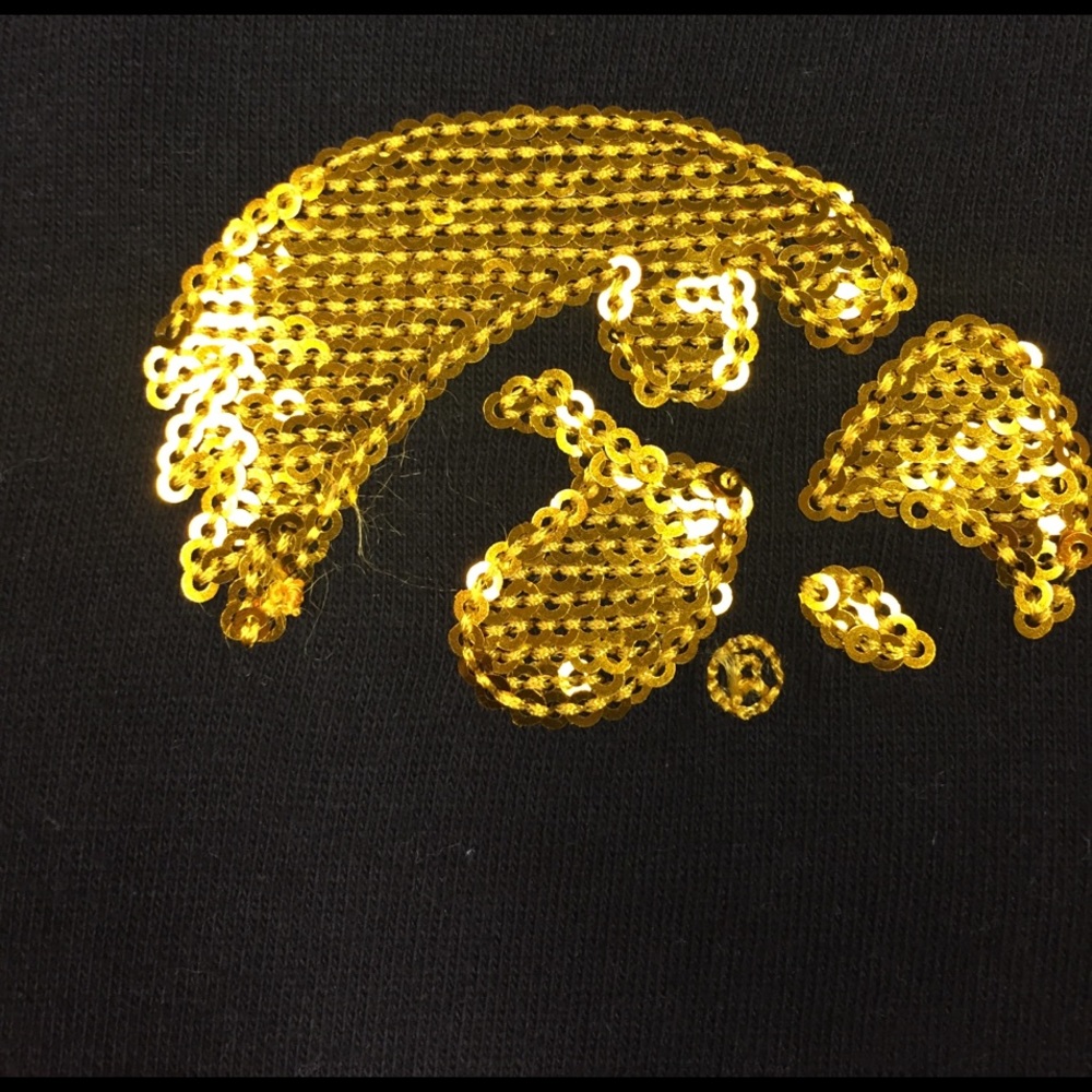 Iowa Hawkeyes Top. Black with Gold Sparkle. Small.Caitlin Clark Sparkles too! ✨