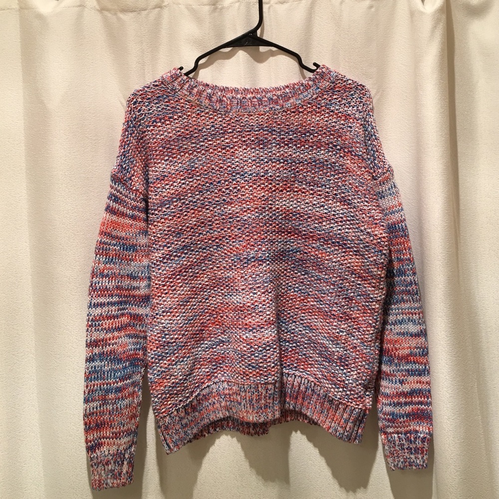 Gap sweater