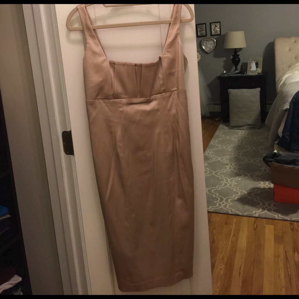 Gold fitted dress