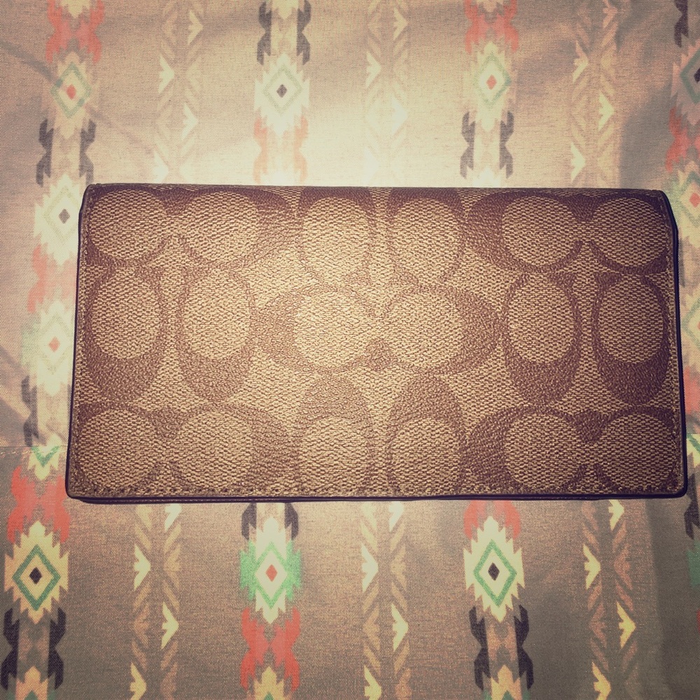 Authentic Coach basic checkbook