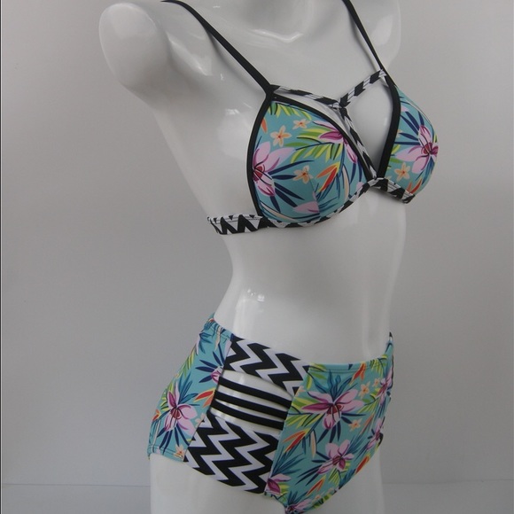 🌼Bohemian Wild Flower 👙2pc Bathing Suit🌷 - Picture 5 of 6