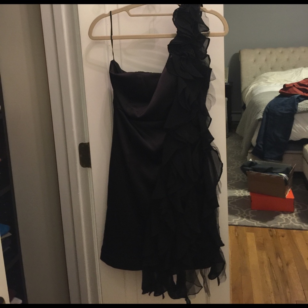 One shoulder black dress