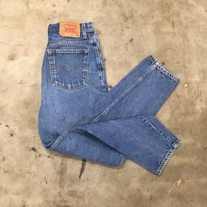 Levis high waisted jeans