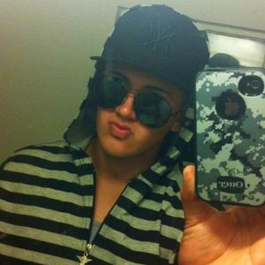 Meet your Posher, Ulises