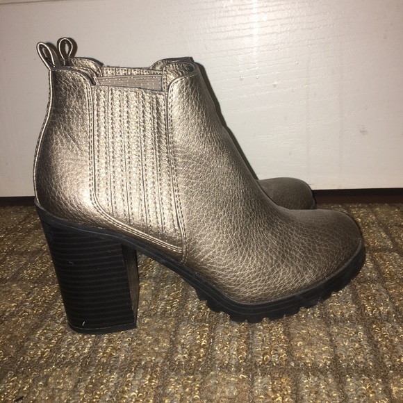 Metallic Booties - Picture 4 of 4