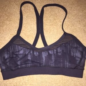 Lululemon sports bra