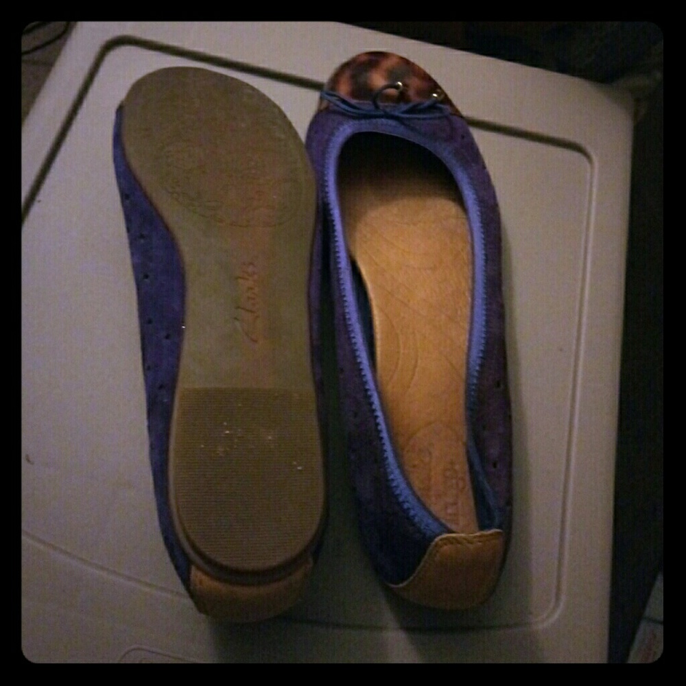 Ladies' shoes