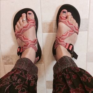 PINK CHACOS