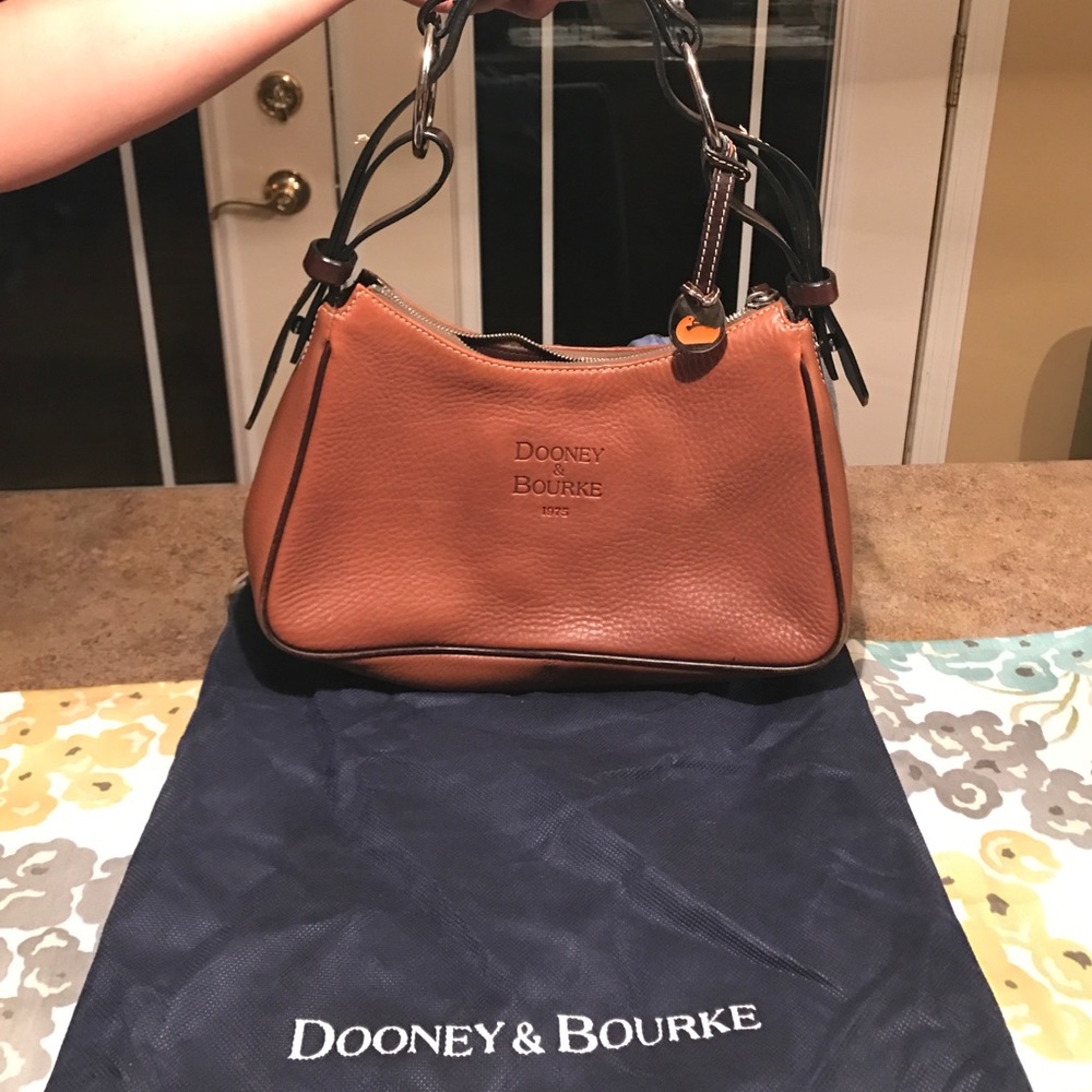 Dooney & Bourke purse
