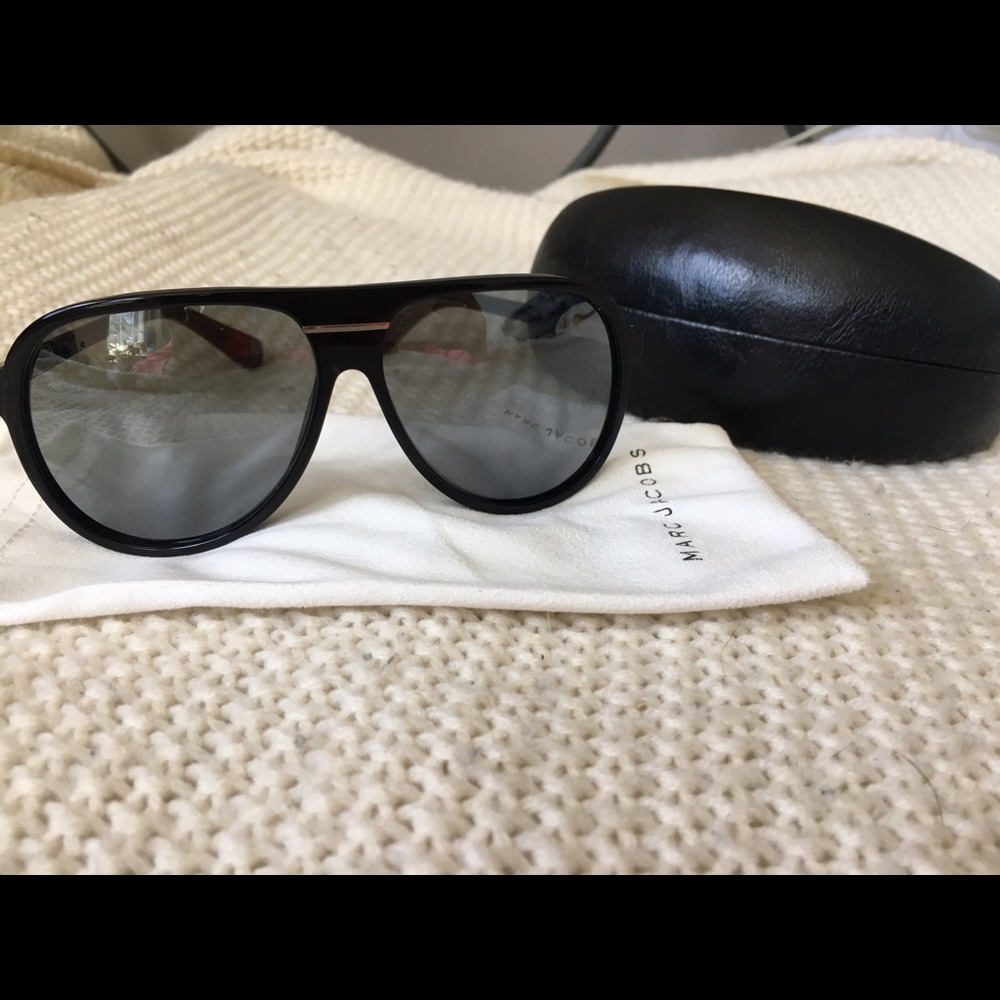 NWOT Marc Jacobs Aviator Sunglasses