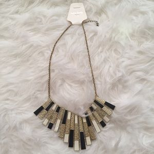 Statement necklace
