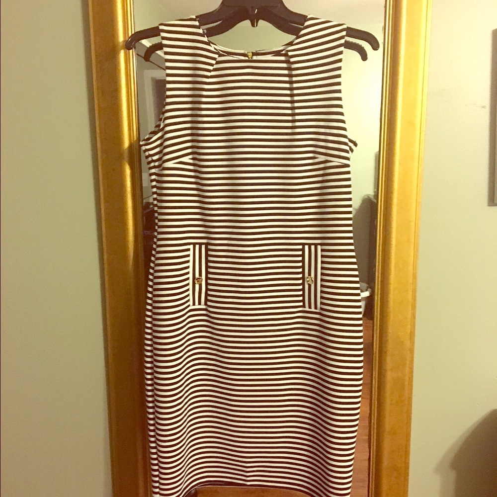 Nina Leonard Dress
