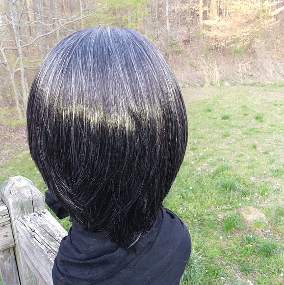 STUNNING!!!!!! SALT AND PEPPER  LACE WIG - Picture 4 of 4