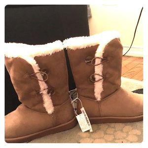 Brand New Women's Old Navy  boots