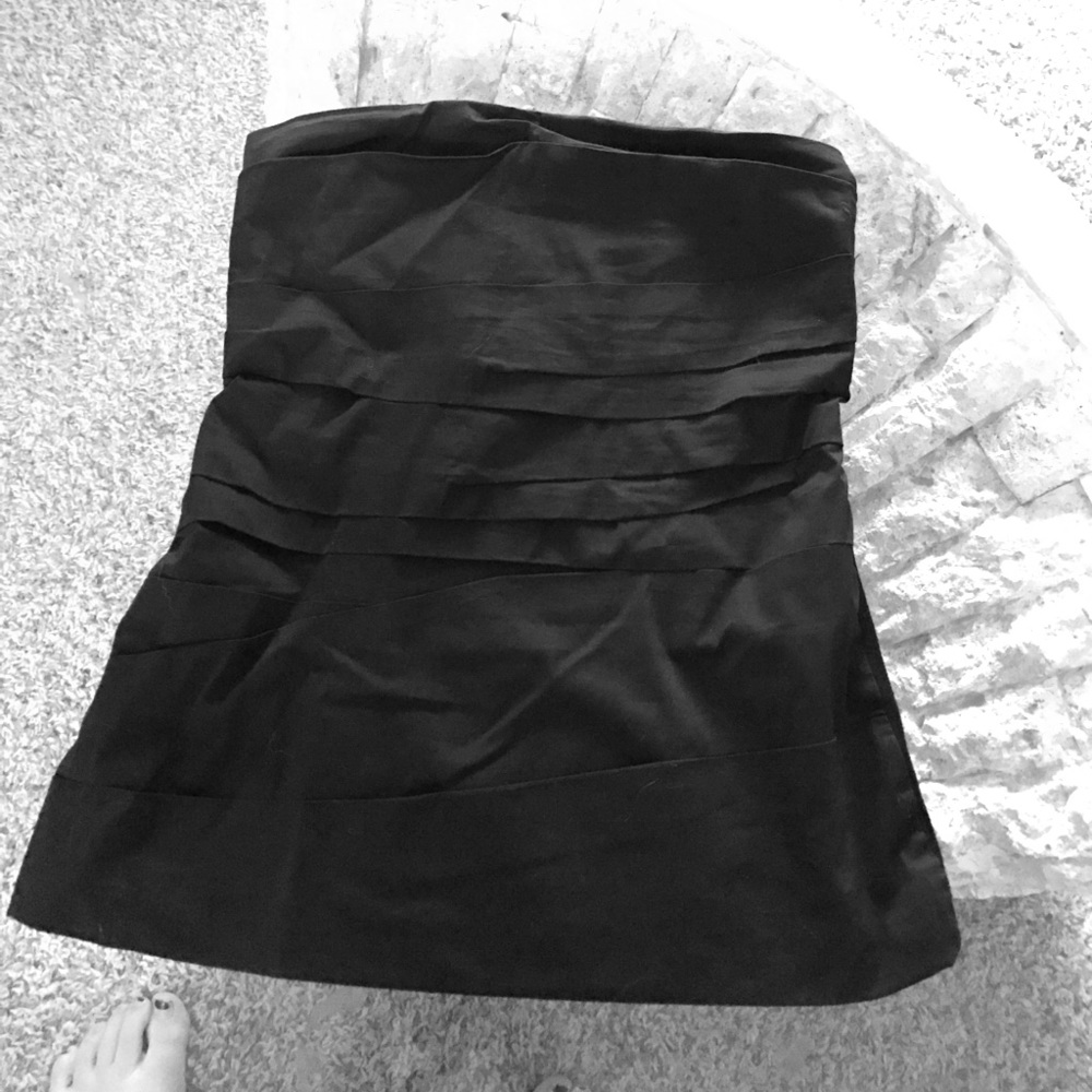 black tube top