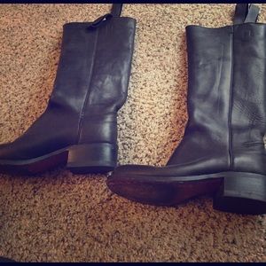 Men's buffalo leather boots size 9 medium width