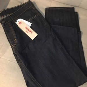 NWT Levi jeans