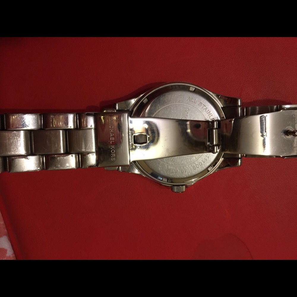 Michael Kors watch - Picture 3 of 4