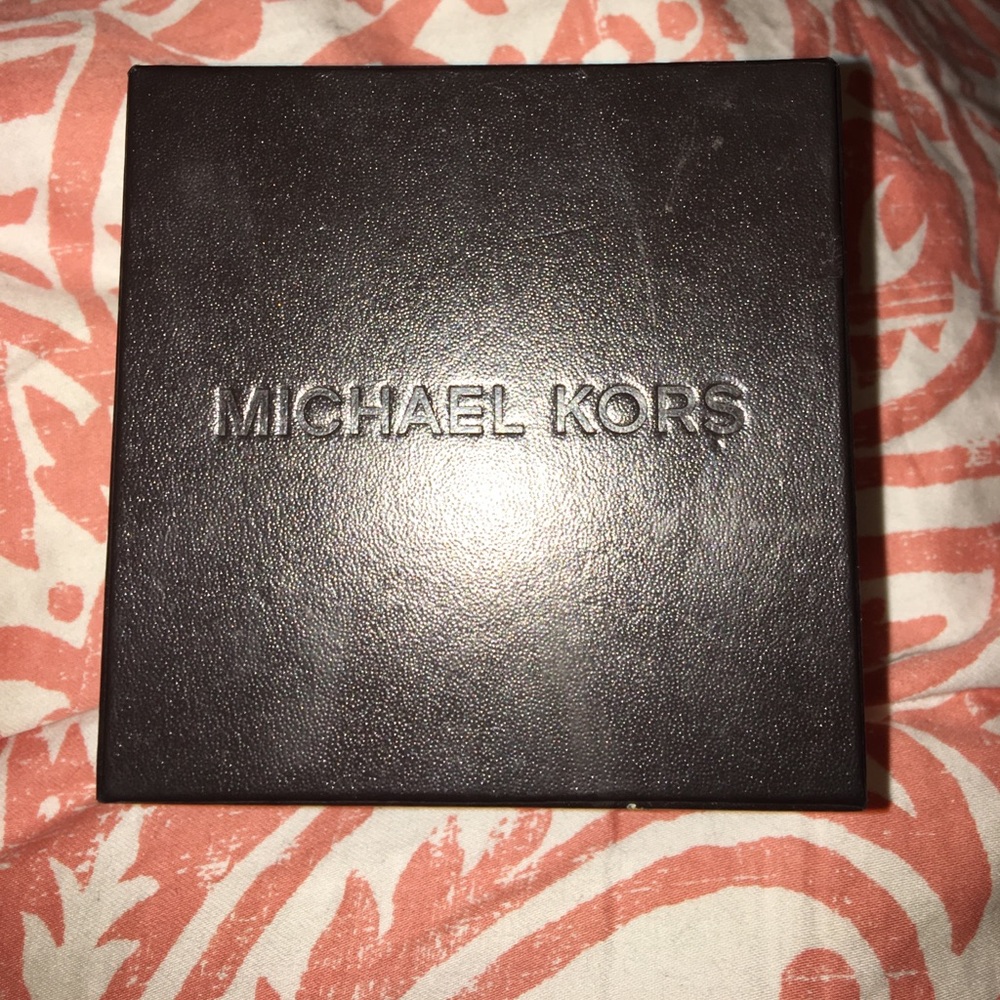 Michael Kors watch - Picture 4 of 4
