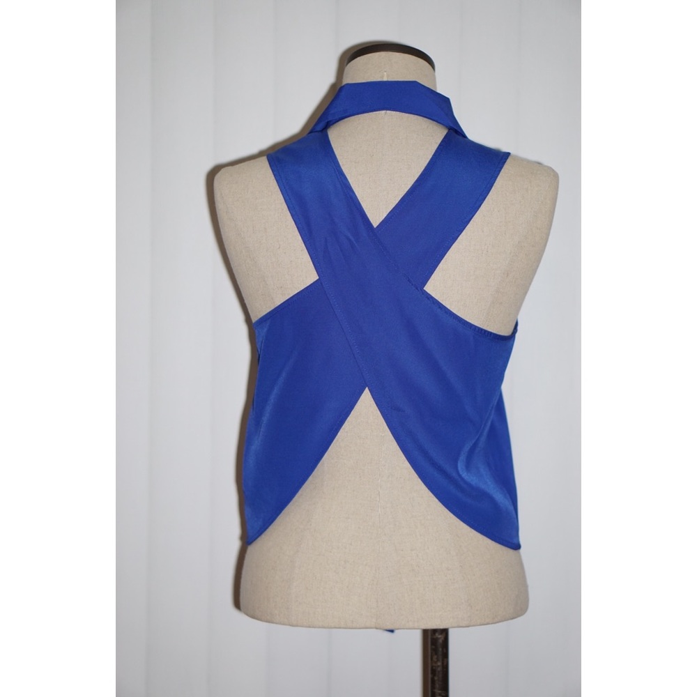 2B Bebe Sleeveless Shirt with Crisscross Back