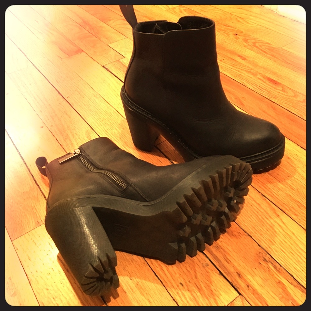Barely worn Magdalena Doc Martens.