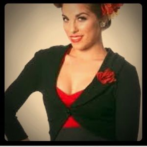 Rose Marilyn Sweater in Black Rockabilly / Pin Up