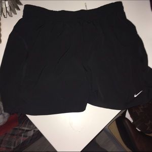 Nike shorts🖤🖤