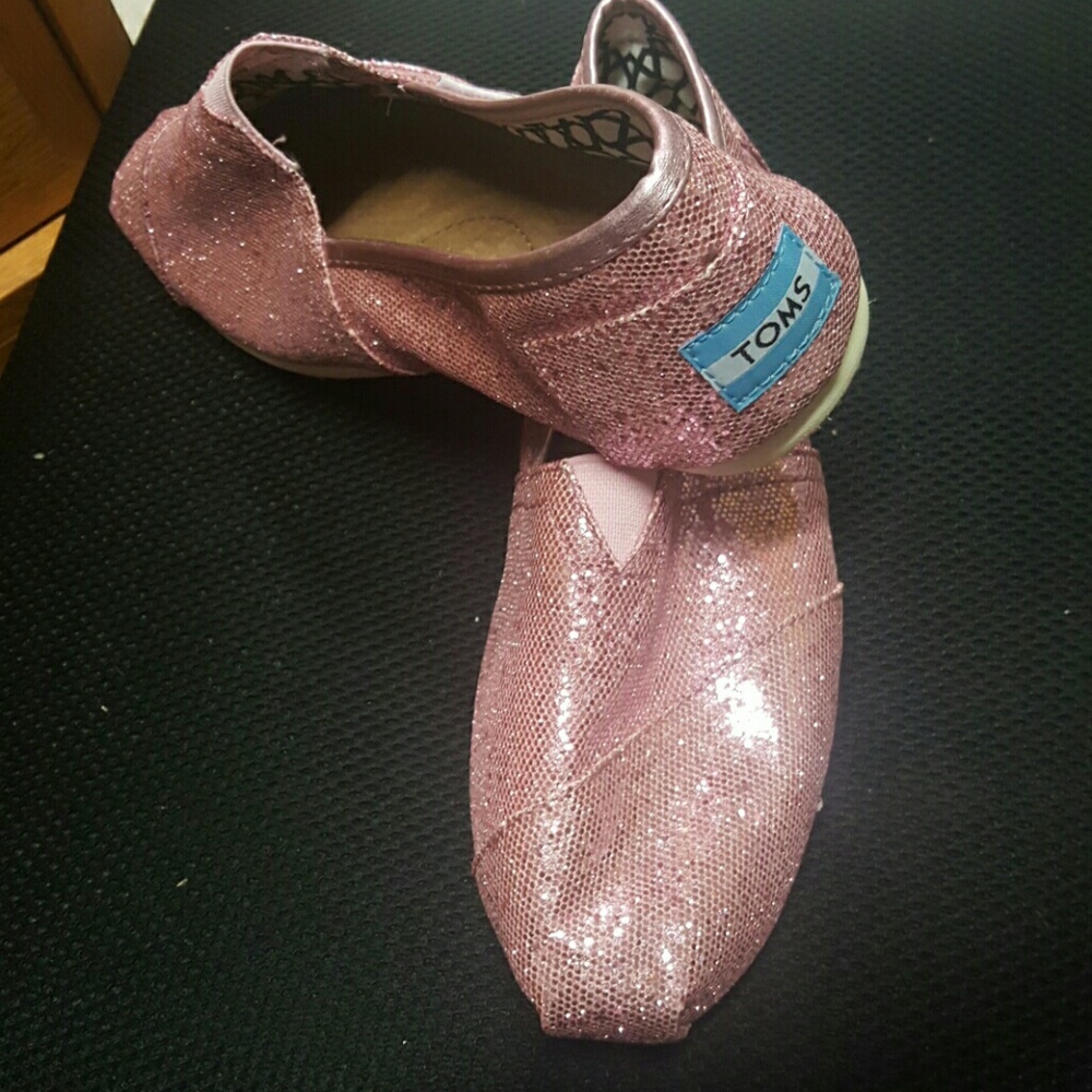 NWOT glitter pink Toms