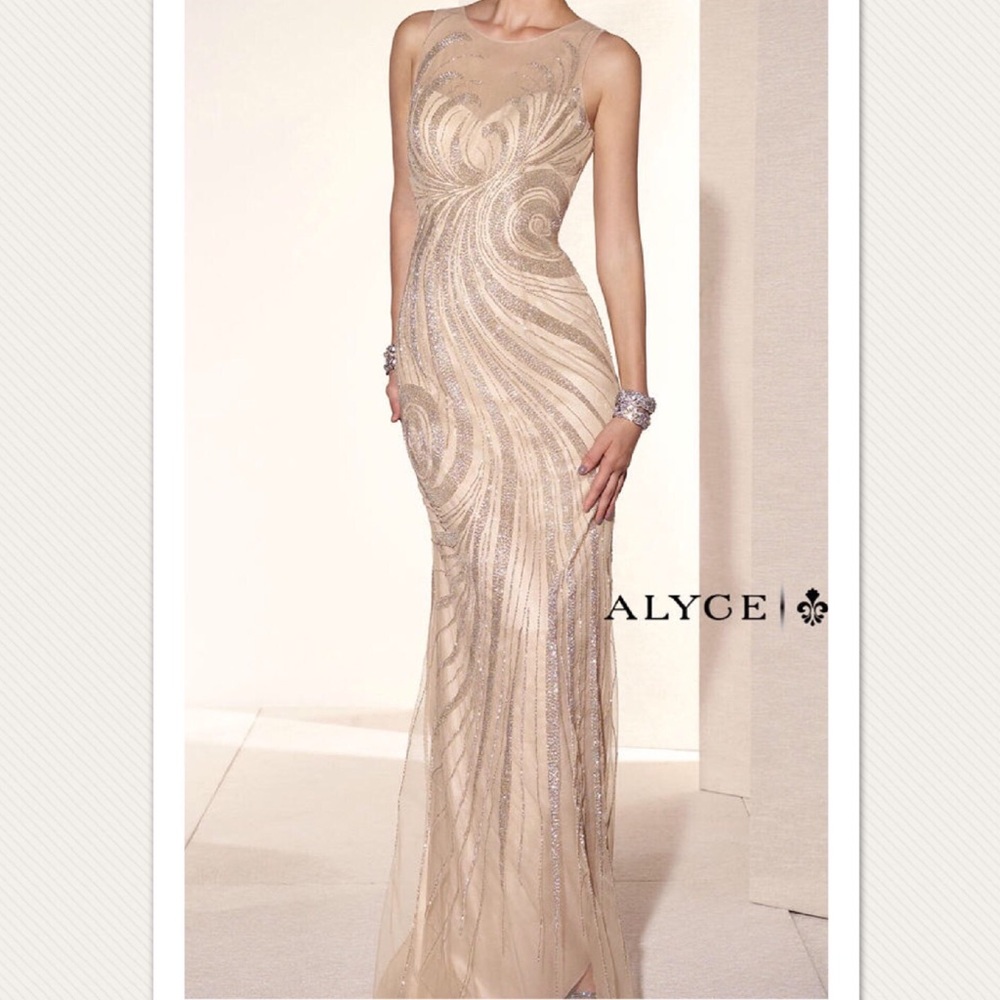 Alyce Paris dress 5672
