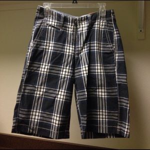 American Eagle Longboard Shorts NWT