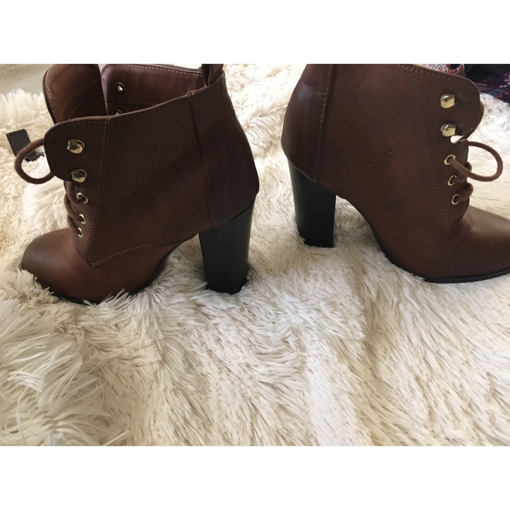 Platform Brown Boots - Picture 3 of 5