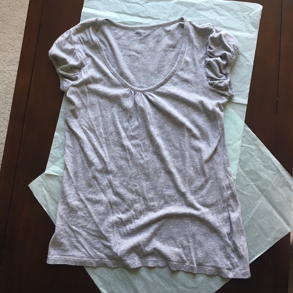 Gap body grey t shirt
