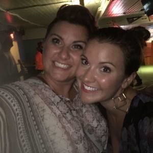 Meet your Posher, Courtney