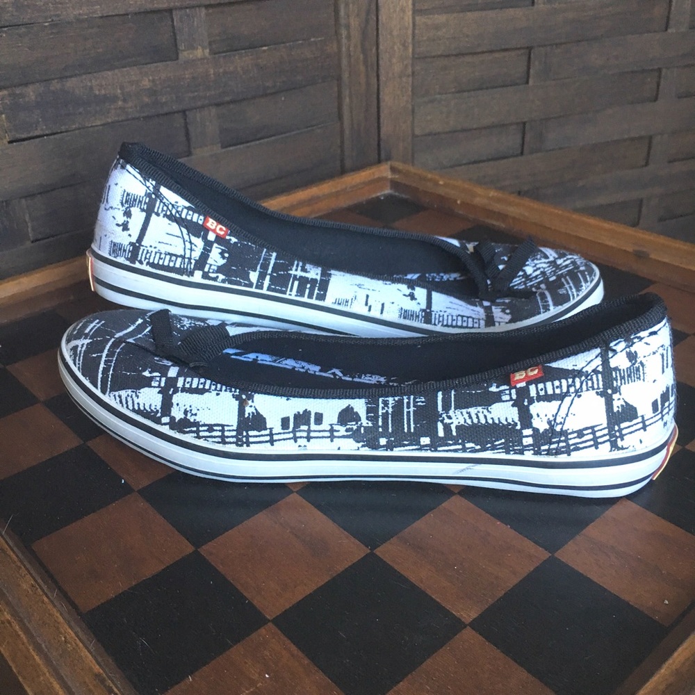 NWT Black and White City Scape Ballet Shoes