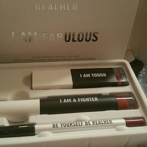 REALHER LIP KIT IN DEEP RED NEVER OPENED